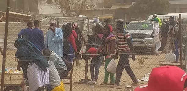 [Images] Nuage de poussière : Dakar, une capitale masquée