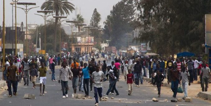 Université Sine Saloum de Kaolack : Les étudiants saccagent le service social