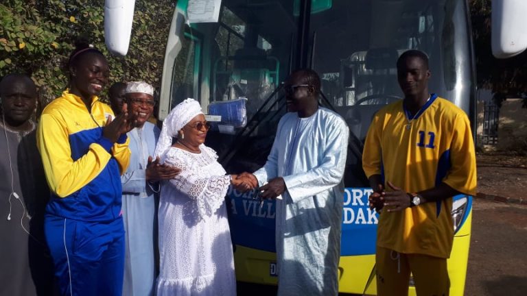 Asc Ville de Dakar : Soham Wardini offre un bus à l’équipe de Basket