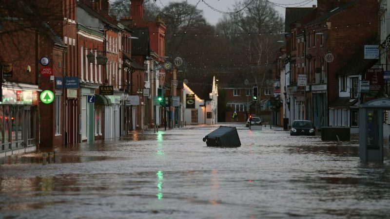 EN IMAGES. En France et au Royaume-Uni, les dégâts impressionnants de la tempête Dennis