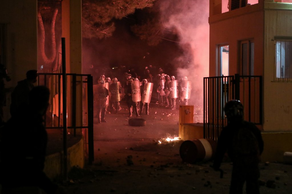 Manifestations en Grèce : les migrants de Moria ont peur que la population ne s’en prenne à eux