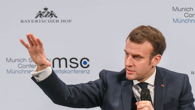 Macron affirme que la Russie continuera « à essayer de déstabiliser » les démocraties