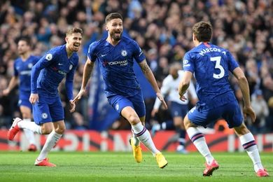 Chelsea : Giroud tient bon –