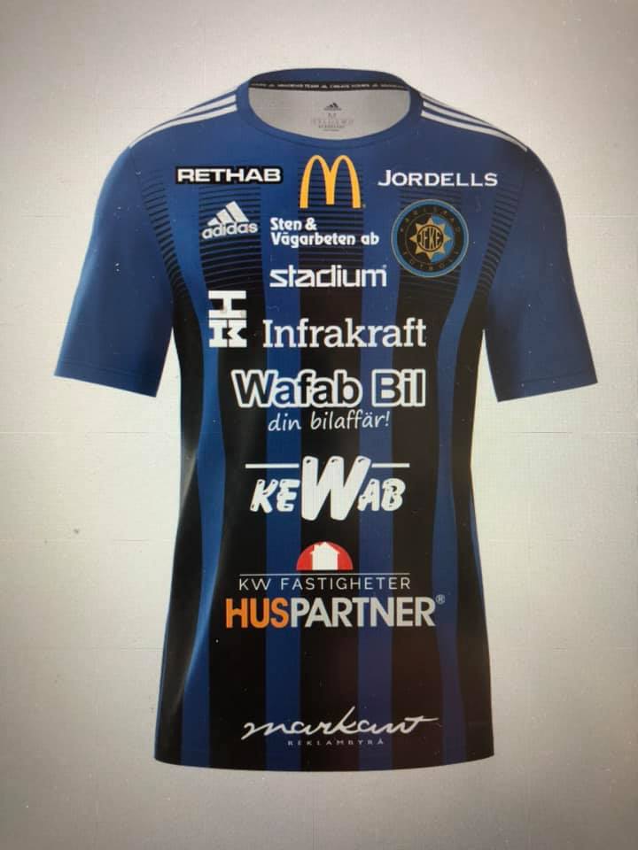 RECORD DE SPONSORS SUR LE MAILLOT D’UN CLUB SUÉDOIS !