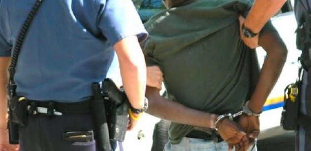 Italie : La police arrête un dealer sénégalais à Naples