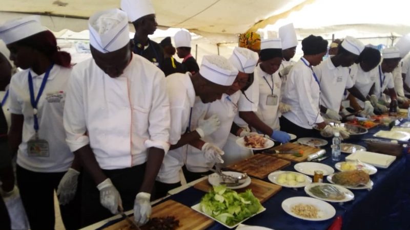 COONTRIBUTION DE LA FEDERATION NATIONALE DES CUISINERS DU SENEGAL A LA CELEBRATION DE LA JOURNEE MONDIALE DE LA FEMME DU 08 MARS 2020 A LA PLACE DU SOUVENIR AFRICAIN DE DAKAR-SENEGAL