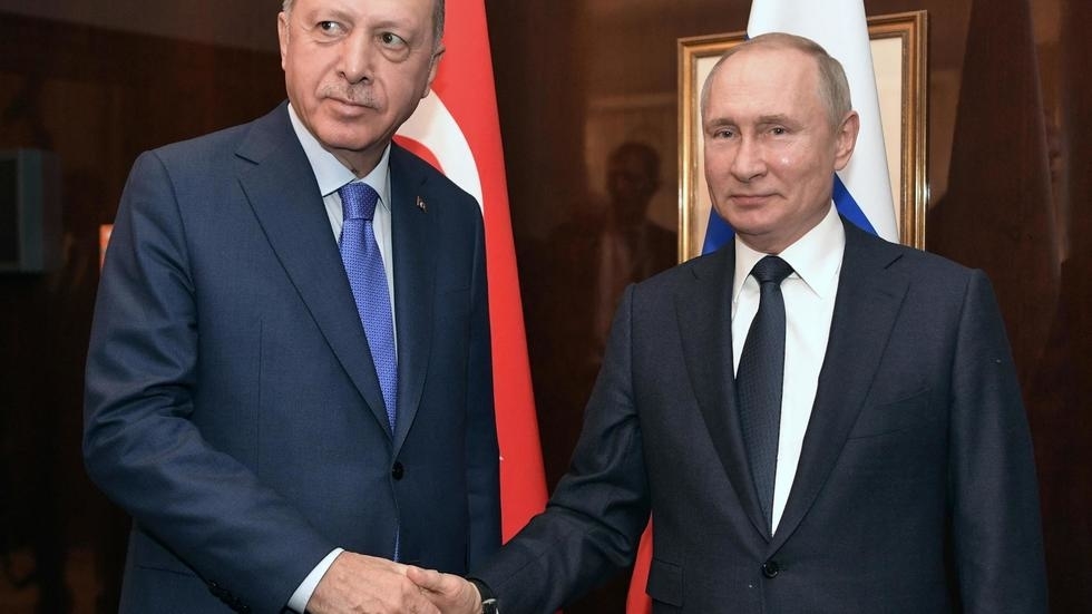 À la fois alliés et ennemis, la relation ambivalente de Moscou et Ankara