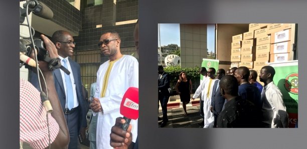 Coronavirus : Youssou Ndour remet un important lots de produits sanitaire au ministre de la Santé