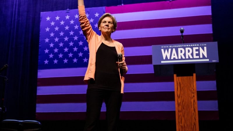 Primaires démocrates : Elizabeth Warren renonce sans se ranger derrière Bernie Sanders