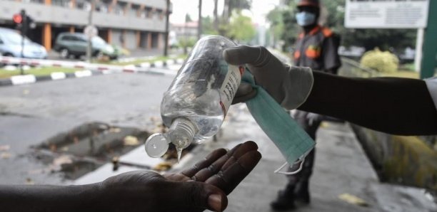 Business du Covid-19 : Saisie de 2000 litres de faux désinfectant, 6 arrestations