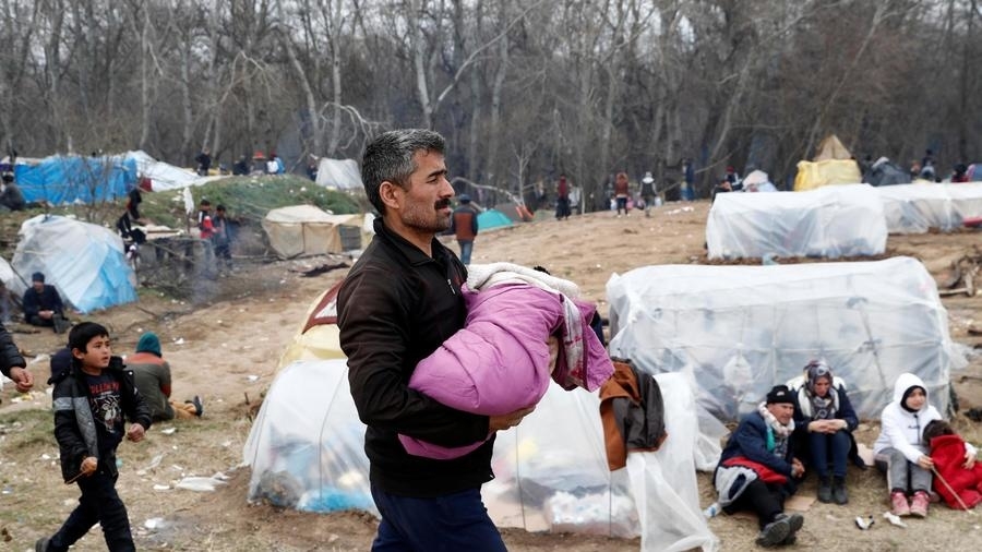 Turquie: à Edirne, les réfugiés attendent l’ouverture de la frontière vers la Grèce