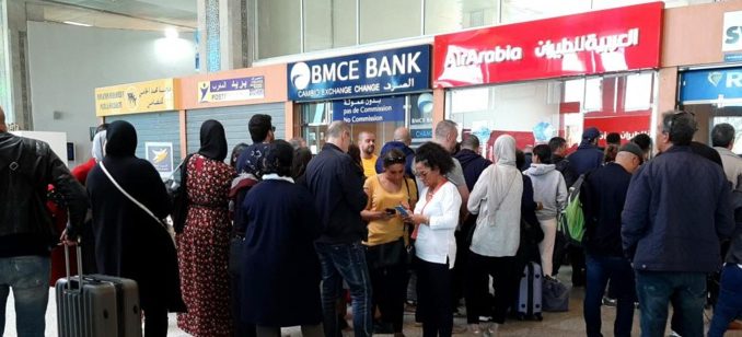 Des centaines de Sénégalais bloquées à l’aéroport… dans le désarroi total