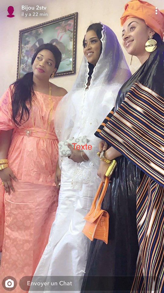 04 Photos – Mariage de Nabou/Koné: Admirez la belle complicité entre l’épouse de Wally Seck et la nouvelle mariée