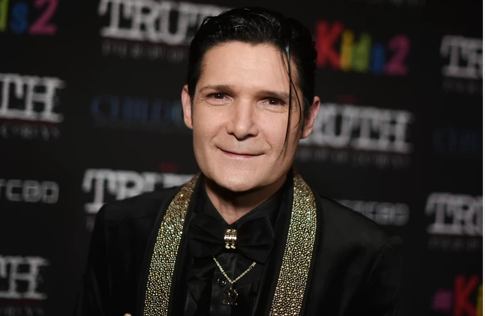 Corey Feldman, l’ex-enfant star,  accuse Charlie Sheen de viol