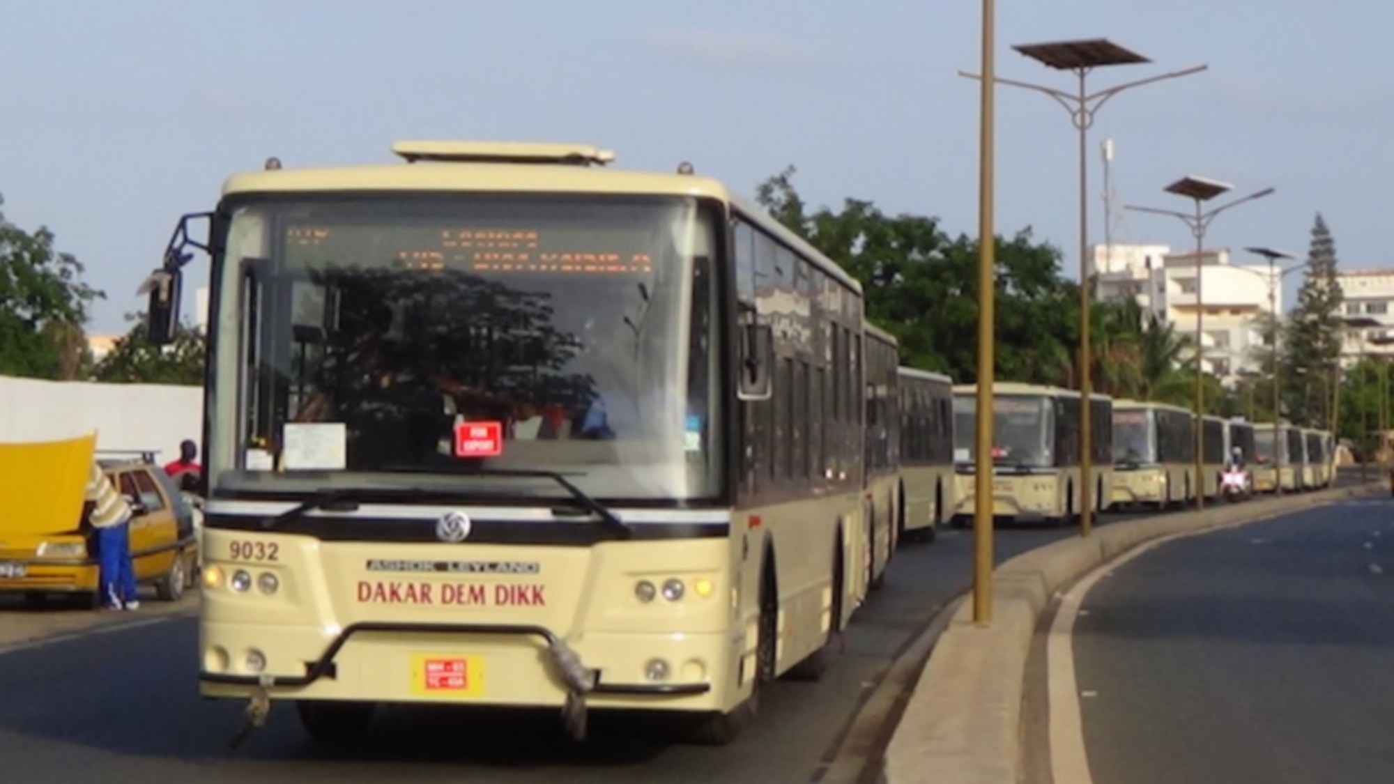 Senegal Dem Dikk bloque des passagers en partance pour le Sud