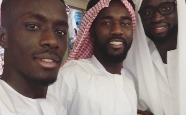 Vidéo : Très fâché à cause de la rumeur sur Pape Souaré, Cheikhou Kouyate se fait calmer par Gana Gueye!