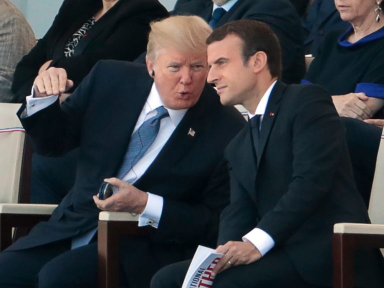 Guerre mondiale contre Covid-19 : Trump et Macron affûtent leurs armes