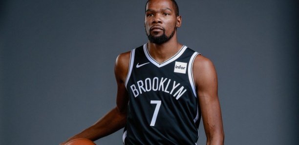 Brooklyn : Kevin Durant parmi les quatre joueurs atteints du coronavirus