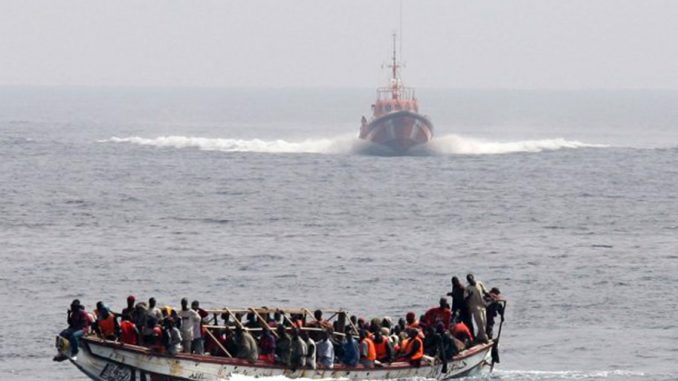 Coronavirus : Des émigrés tenteraient de passer par la mer avec l’aide de pêcheurs