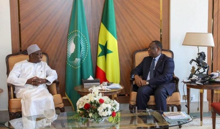 Issa Sall au palais: « Ce fléau (covid-19) a un remède »