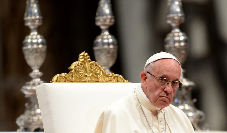 Pape François : « Seigneur, puis-je pleurer avec toi, pleurer avec ton peuple qui souffre »