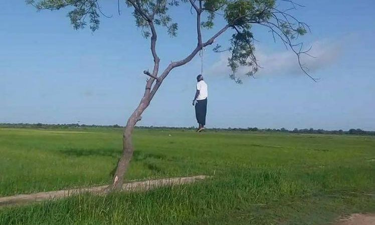 Drame à Elinkine: Le corps sans vie d’un pêcheur retrouvé suspendu à un arbre