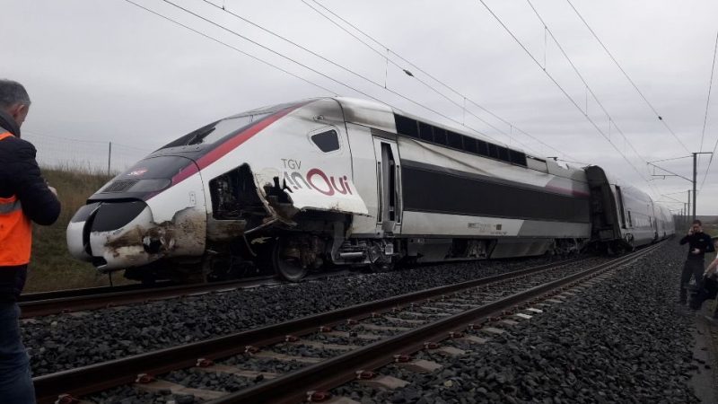 France: la motrice d’un TGV Paris-Strasbourg déraille, au moins 20 blessés