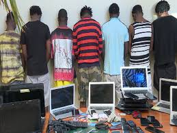 Cybercriminalité : 8 Nigérians arrêtés à Mbao pour «sextorsion»