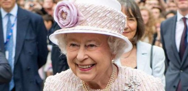 La reine Elisabeth II fête ses 94 ans en confinement et en toute discrétion