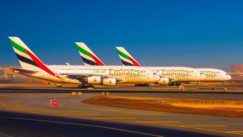 Dernier Coronavirus: Emirates est autorisé à effectuer un nombre limité de vols de passagers