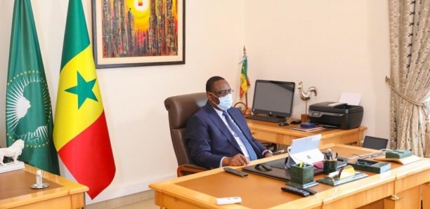 Hausse des cas communautaires: Macky Sall maintient les horaires du couvre-feu, mais…