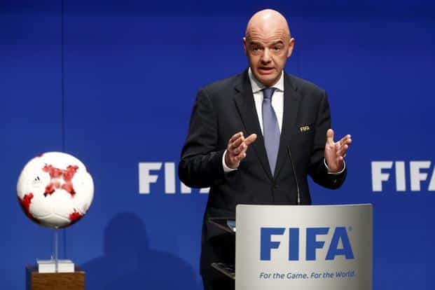 Covid-19 : la FIFA fait un chèque de plus de 300 millions à chaque association dont la Fédération sénégalaise de football