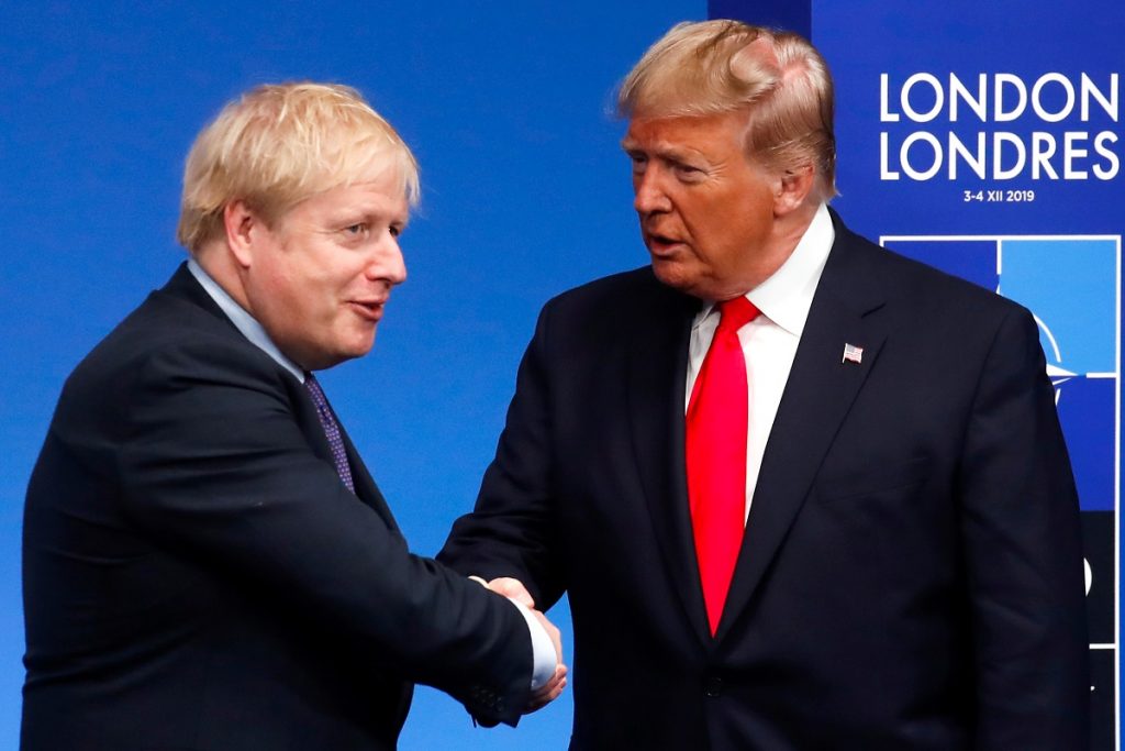 Donald Trump offre de l’aide pour traiter le Premier ministre britannique positif à COVID-19, Boris Johnson