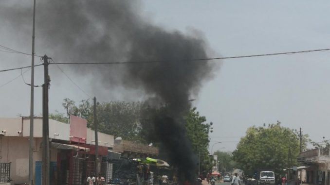 Tambacounda: les conducteurs de moto-jakarta mettent la ville sens dessus dessous pour la réclamer la reprise de leur activité de transport