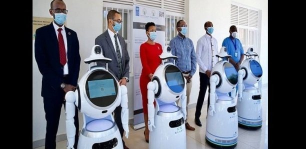 Rwanda / coronavirus : des robots utilisés pour faire les tests de dépistage (photos)