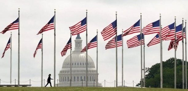 Covid-19 : Les États-Unis passent la barre des 100 000 morts