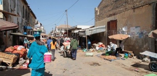 Marché Central de Rufisque : Un commerçant poignardé par un surveillant du marché