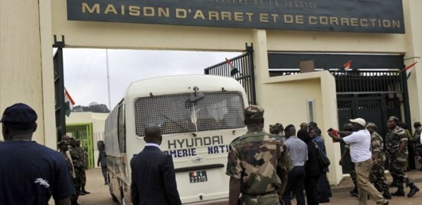 Côte d’Ivoire : Des affrontements entre groupes de surveillants à la Maison d’arrêt d’Abidjan font trois blessés