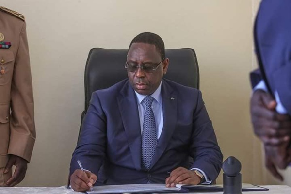 Fête de la Korité : Macky Sall gracie 1.021 personnes