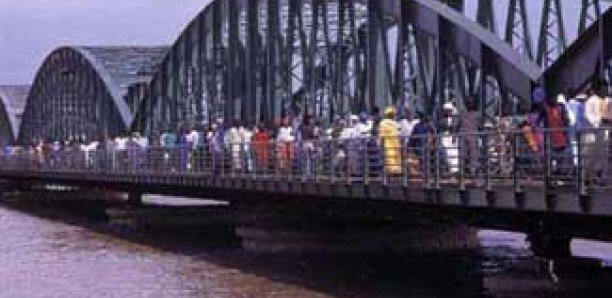 Saint-Louis : Les populations demandent le retrait de la statue et la rebaptisation du pont Faidherbe