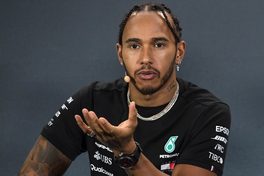 Lewis Hamilton condamne les déclarations de l’ex patron de la F1 sur le racisme