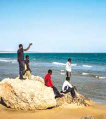 Plage de Yarakh : Un homme surpris dans l’eau sur un garçon