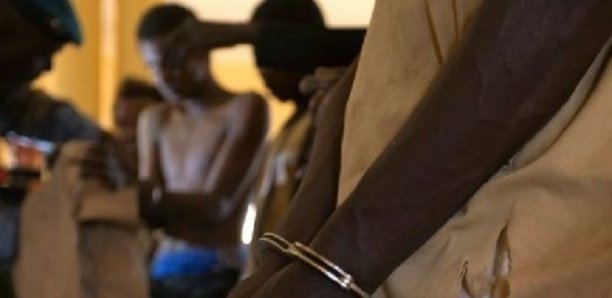 Touba : Trois jeunes condamnés pour avoir violemment lynché leur voisin qu’ils ont pris pour un voleur