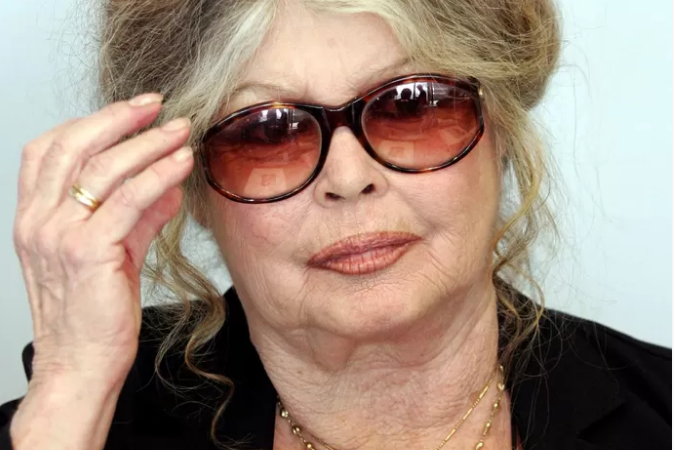 Brigitte Bardot fustige “l’immonde fête de l’Aïd-el-Kebir”: “La France n’est pas la banlieue de Bab-el-Oued”