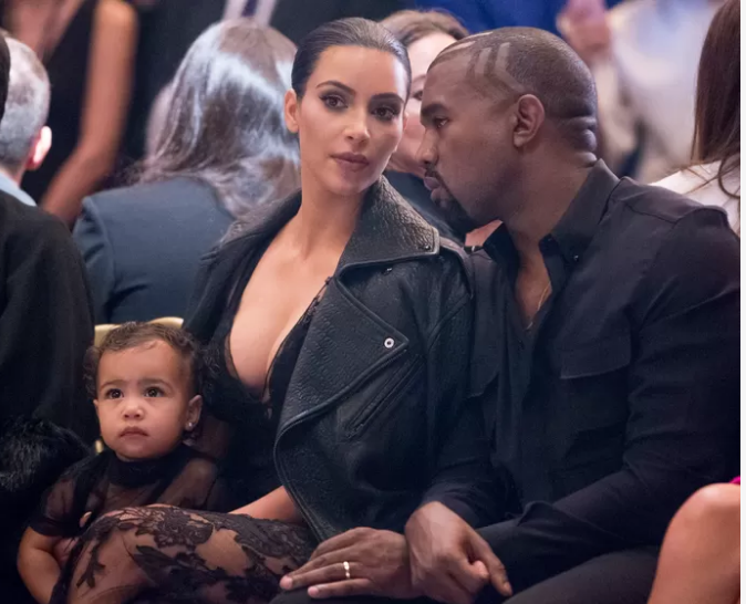 Kim Kardashian acceptera de divorcer de Kanye West à une seule condition