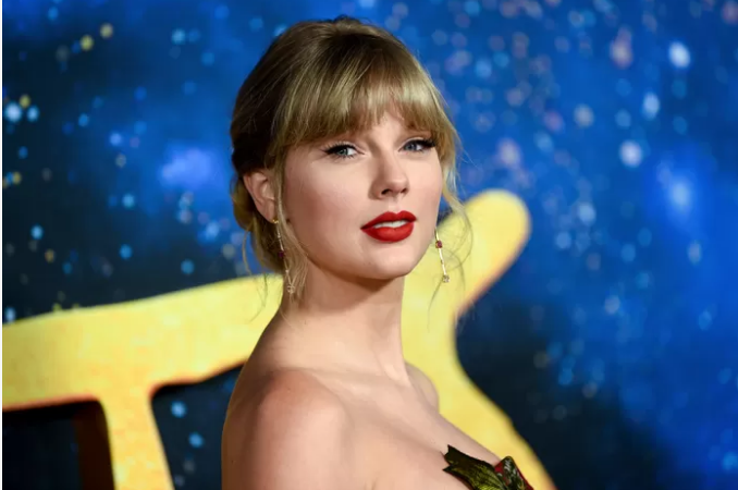 Taylor Swift annonce la sortie d’un nouvel album surprise à minuit