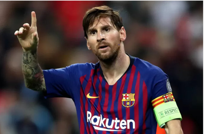 Le père de Messi achète une maison à Milan, la presse italienne s’enflamme : Messi bientôt au Milan AC ?