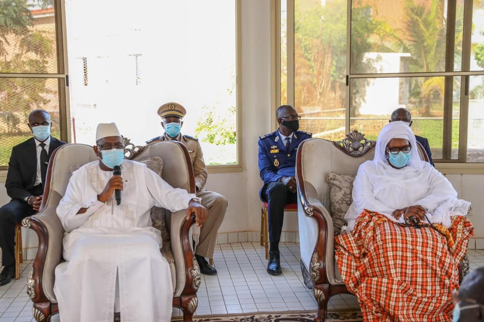 Macky à Ngaparou : « La maison de la presse portera le nom de Babacar Touré »