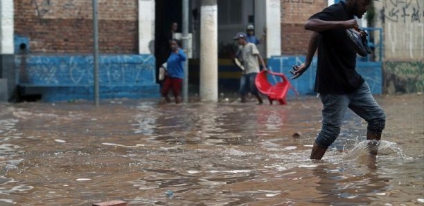 Fortes pluies à Bambilor : Mobilisation locale contre les inondations mortelles