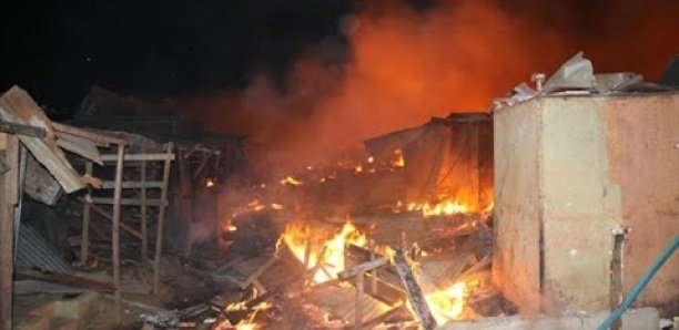 Marché central de Kaolack : les dégâts énormes causés par l’incendie (photos)